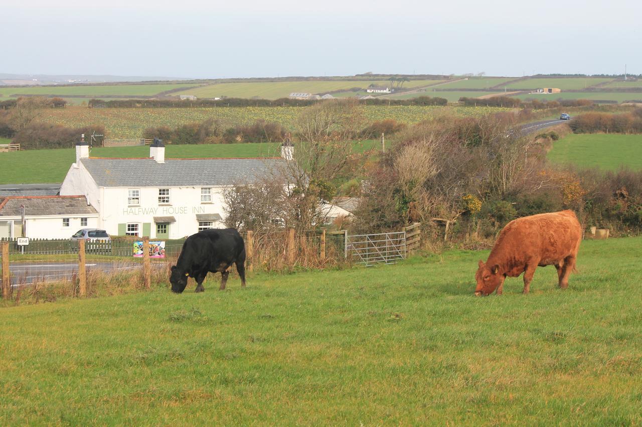 Halfway House Inn Wadebridge Exterior photo